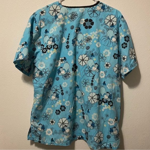 Disney Eeyore Blue Scrub Top Size‎ L Women’s Pull Over - Picture 8 of 8